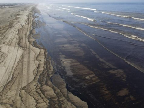 Oil spills can drastically affect the appearance of the earths oceans.