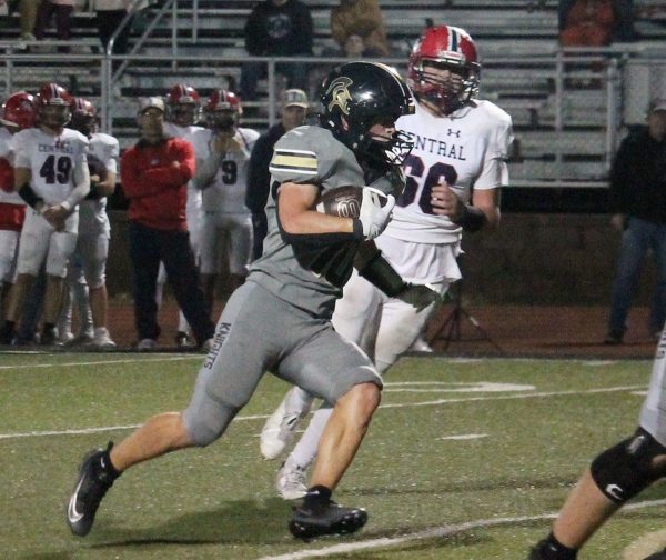 Black Knight Football Returns to Greatness